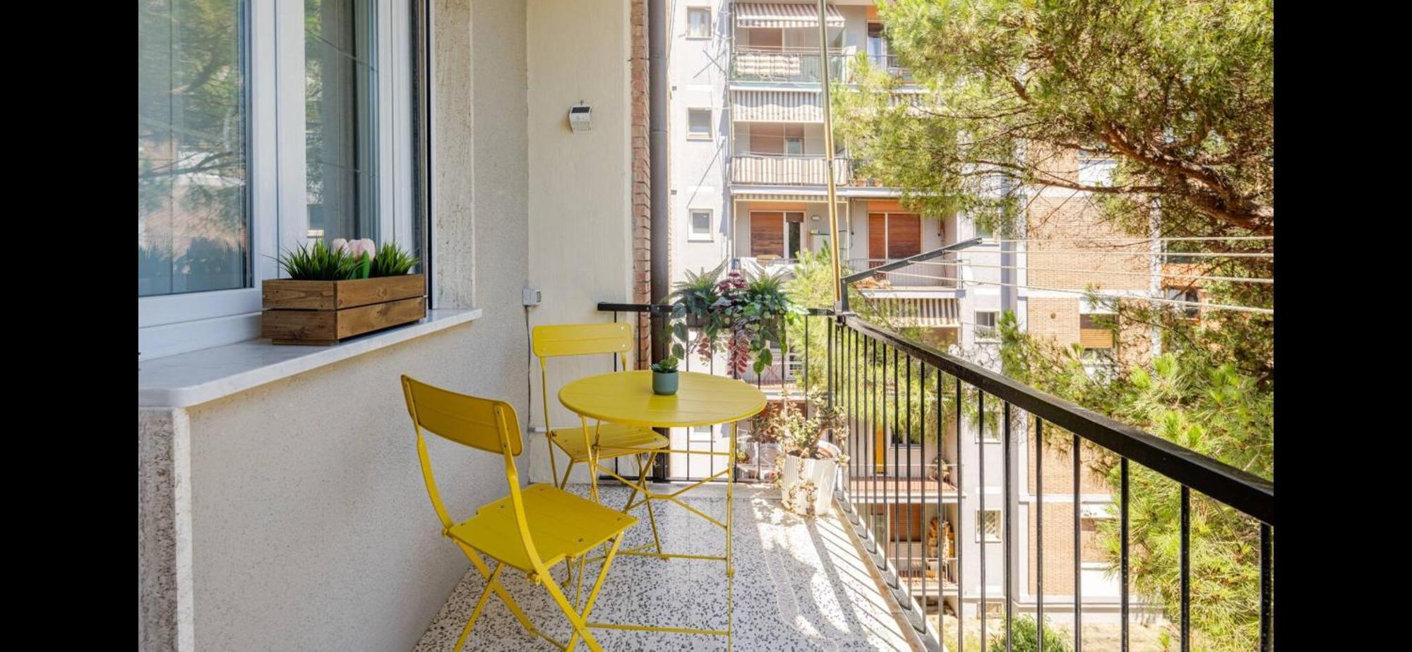 Appartamento Con Parcheggio Vicino Alla Stazione E Centro La Spezia Luaran gambar